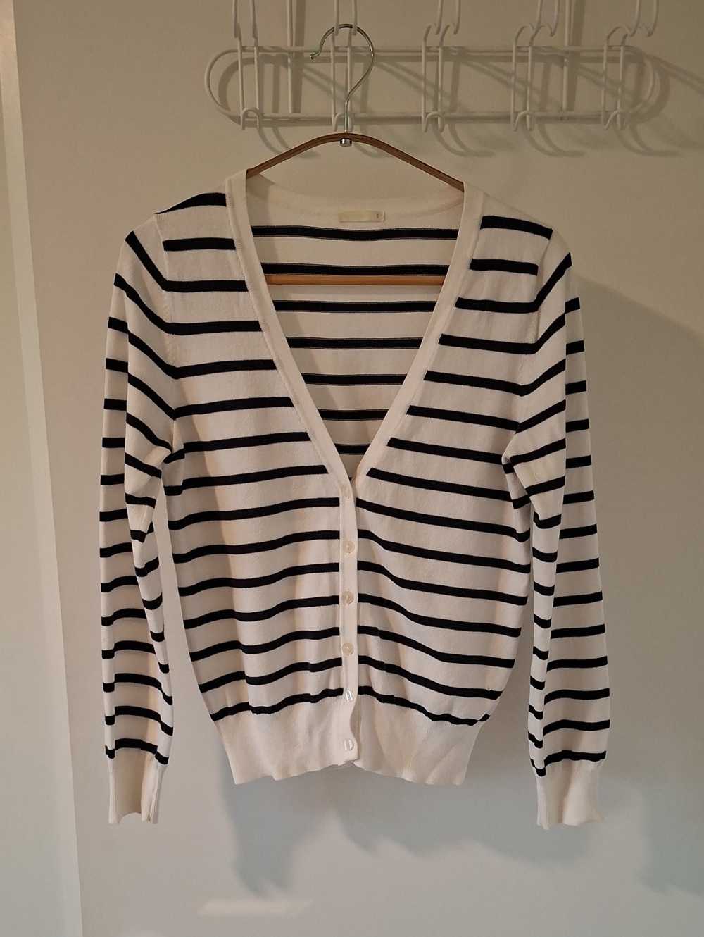 GU Classic Preppy White & Black Cotton Breton Stripe V-neck Cardigan (Size S)